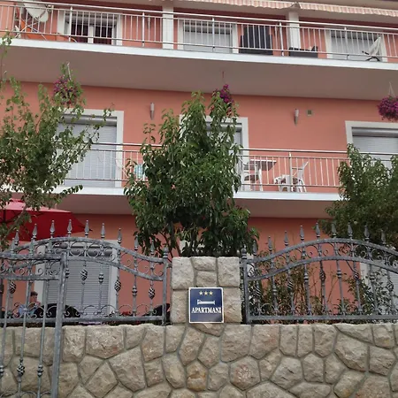Mirjana Apartamento