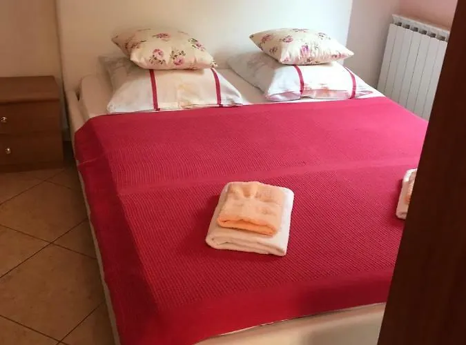 Mirjana Apartament *