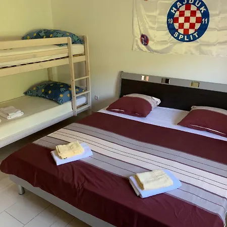 Mirjana Apartament *